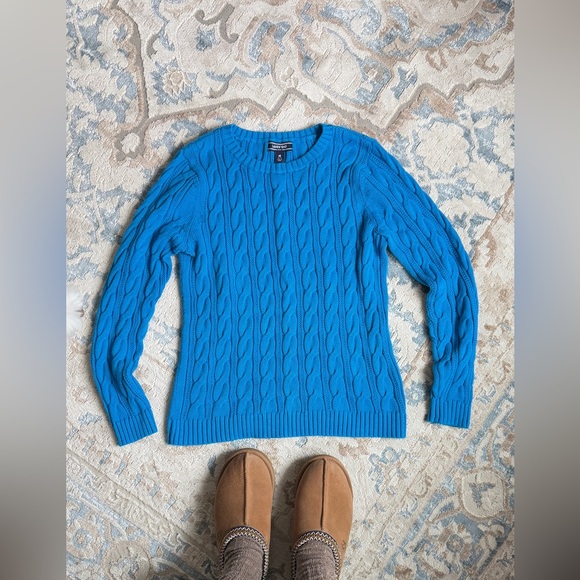 Gorgeous cable knit sweater by Lands’s End perfect as a pop of color size M - Picture 3 of 9